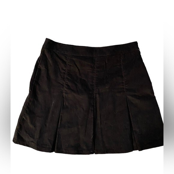 Juniors New Black corduroy pleated skirt by Stitch back to school size Med. - Picture 4 of 7